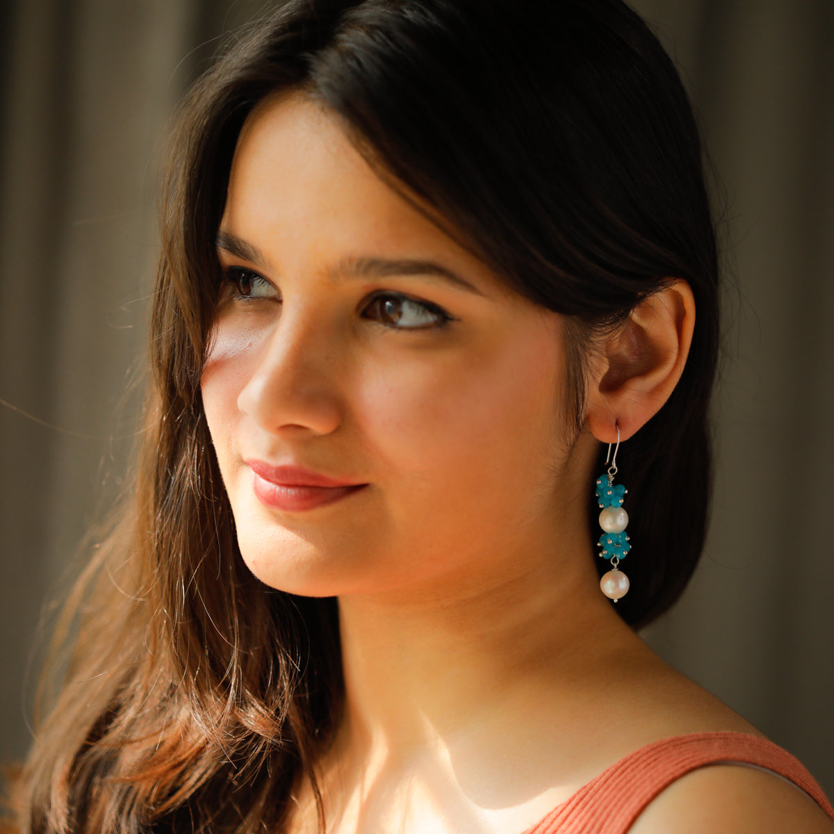 Silver Earring with Chalcedony and Pearls