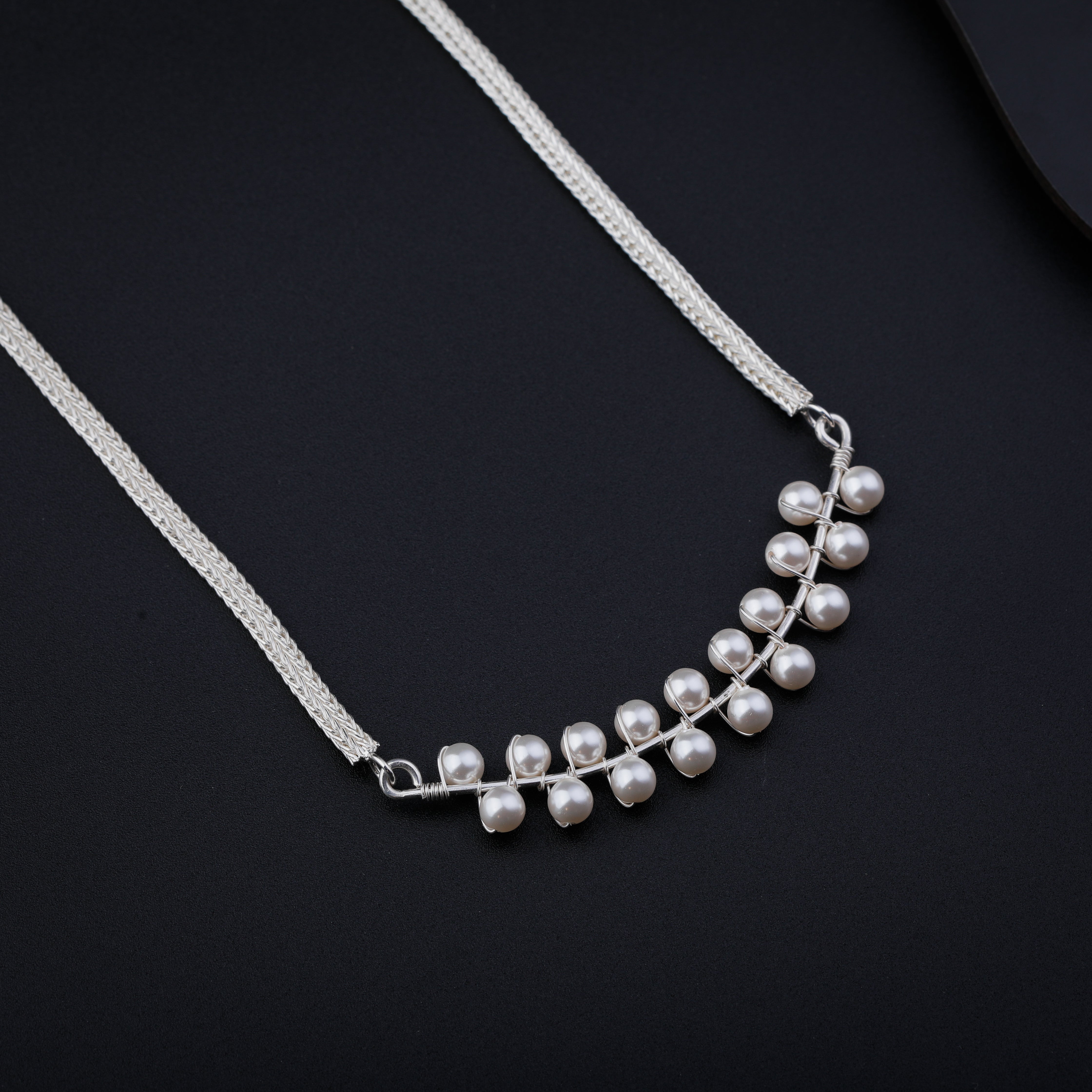 Pearl Beaded Thick Chain Necklace Long