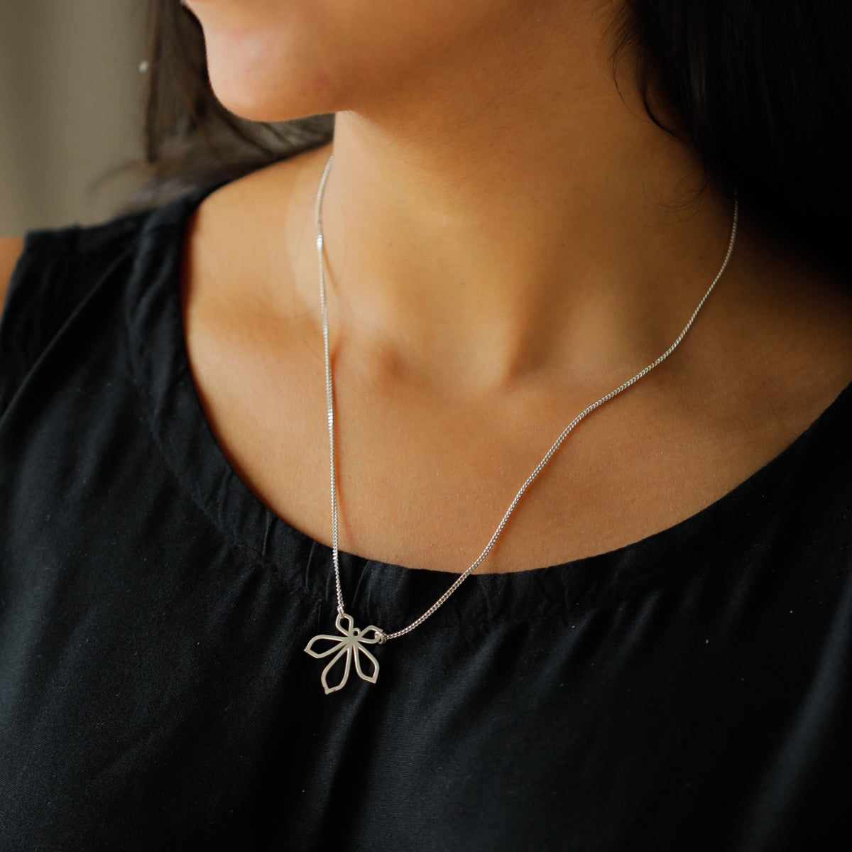 Sadafuli (Periwinkle) Silhouette Necklace