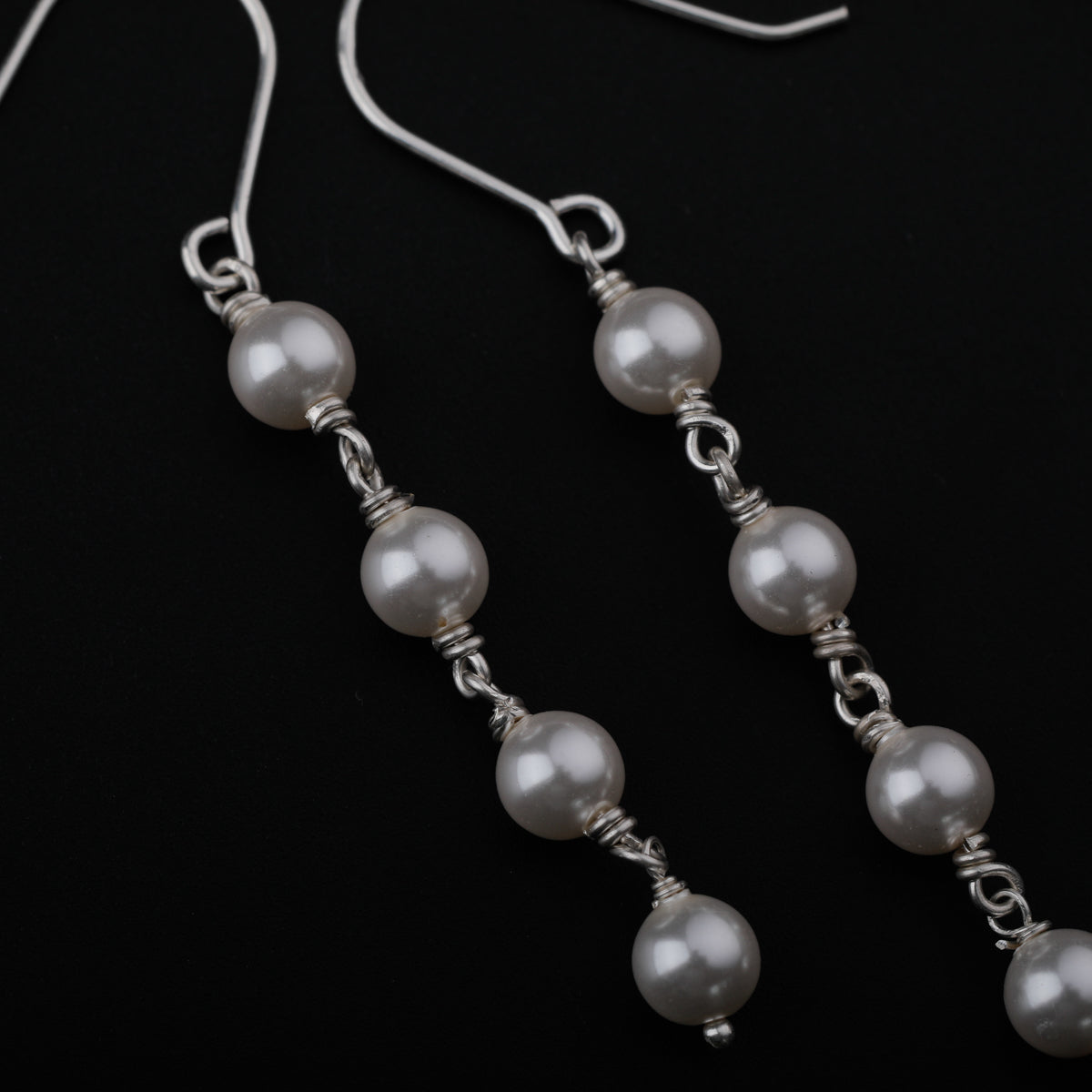 Silver Pearl Earring