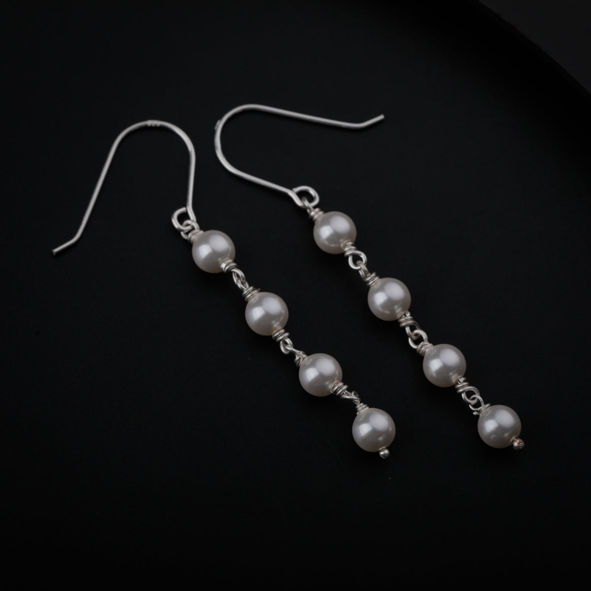 Silver Pearl Earring