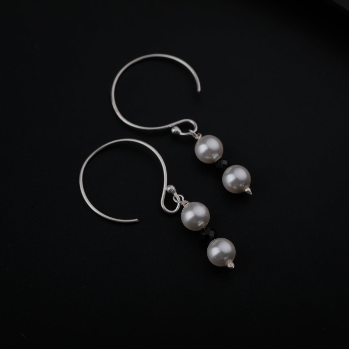 Silver Pearl Earring with Black Spinel