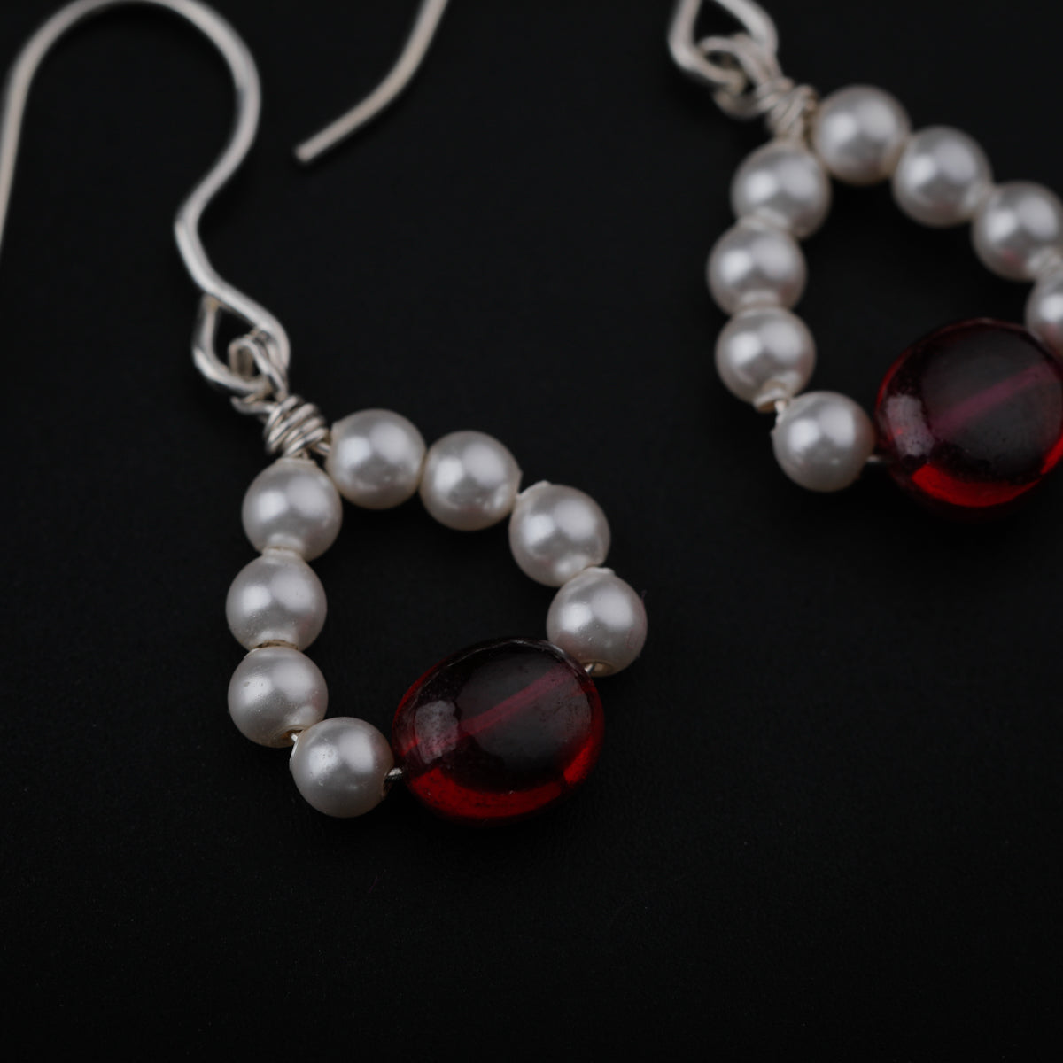 Silver Earring with Ruby and Pearls