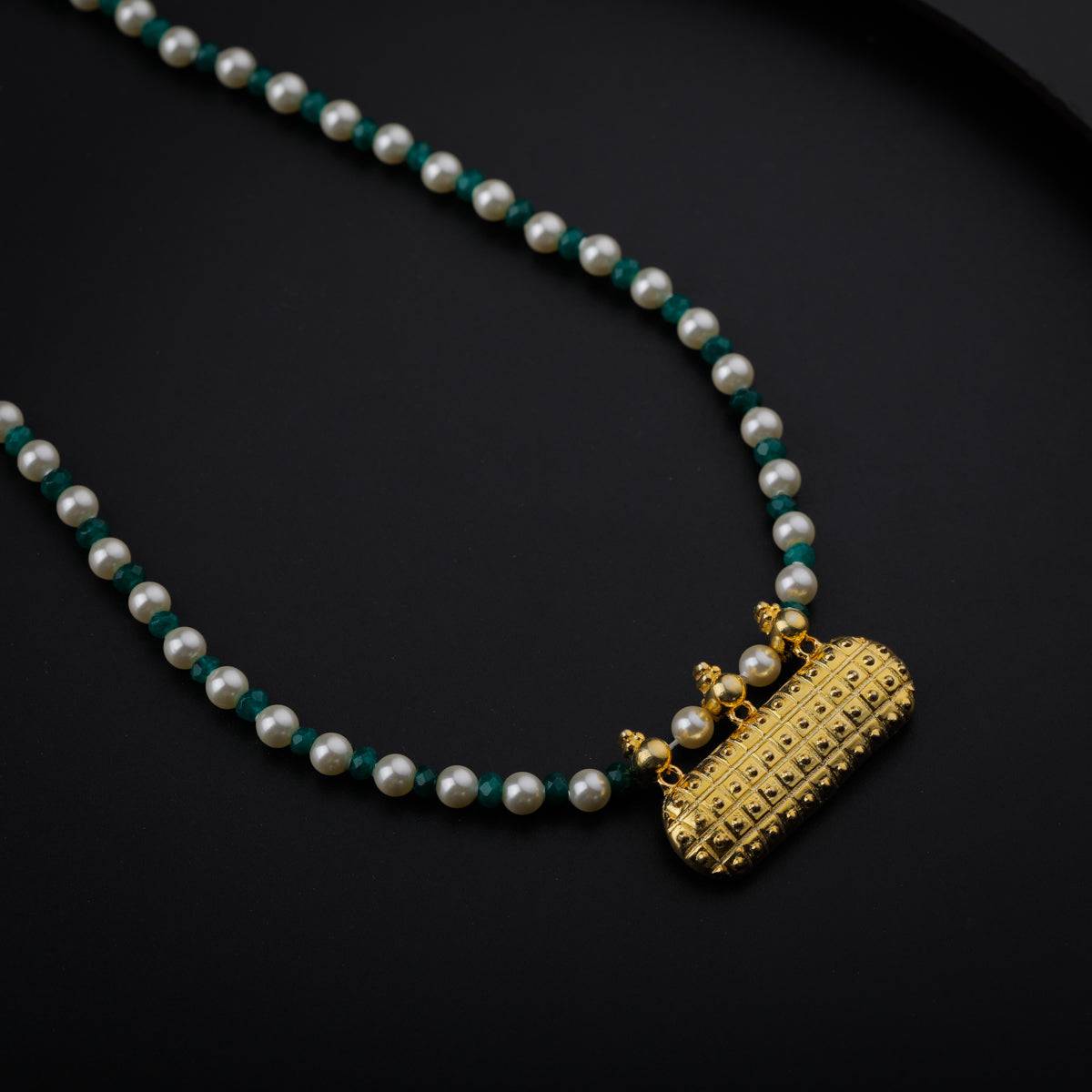 Green Onyx and Pearl Necklace with ताईत (Taait) Motif