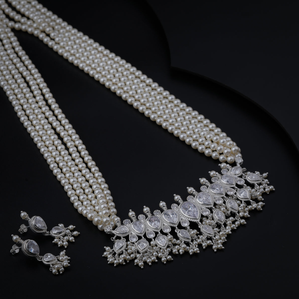 Classic Tanmani Set with CZ Crystal and Pearls