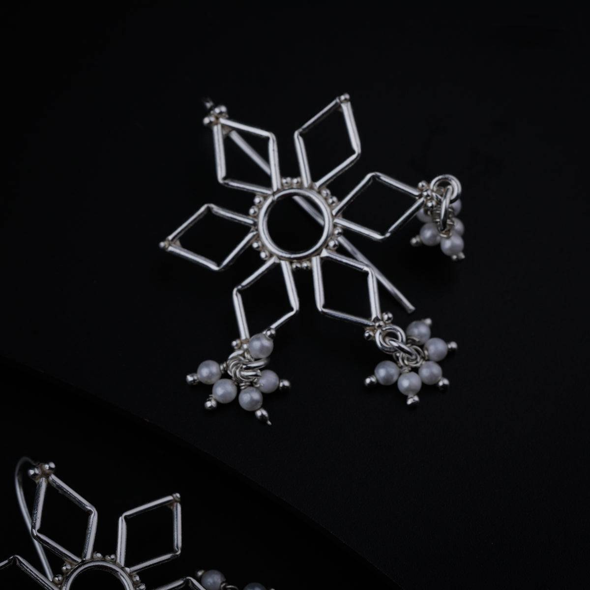 Snowflake Silver Earring with tiny Pearls