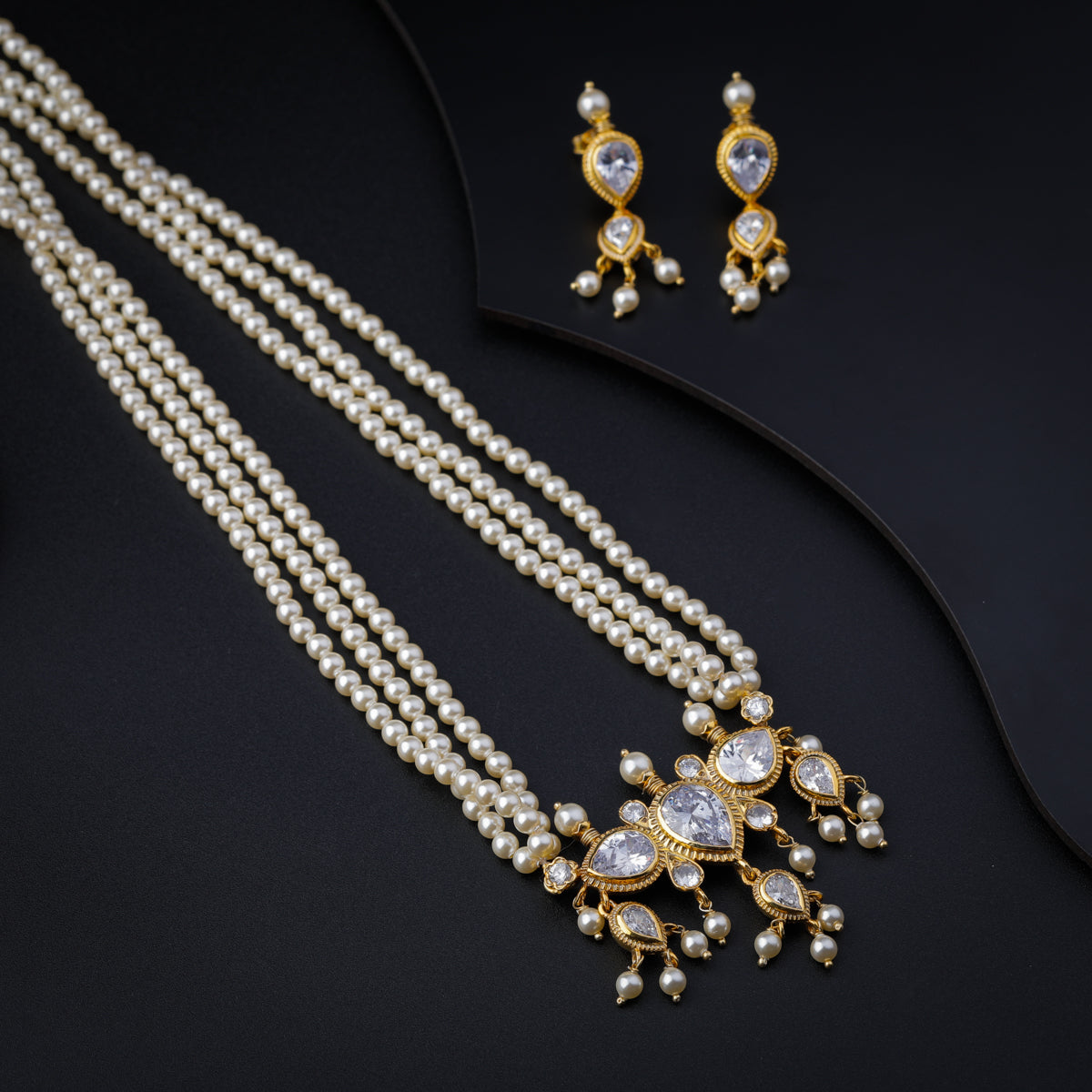 Tanmani Set with Pearl & Cz Crystals (Gold Plated)