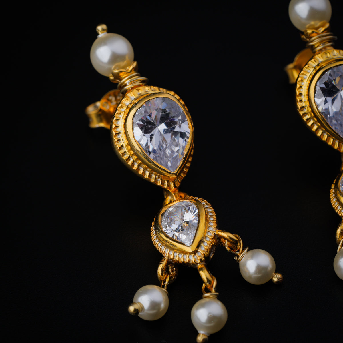 Tanmani Set with Pearl & Cz Crystals (Gold Plated)