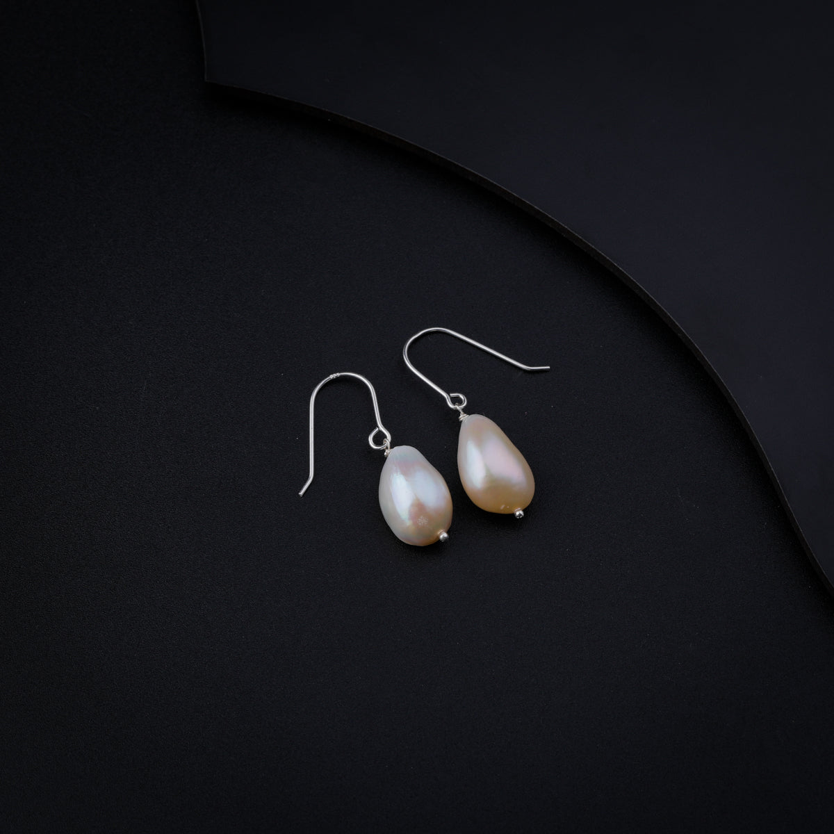 Fresh Water Single Pearl Earring