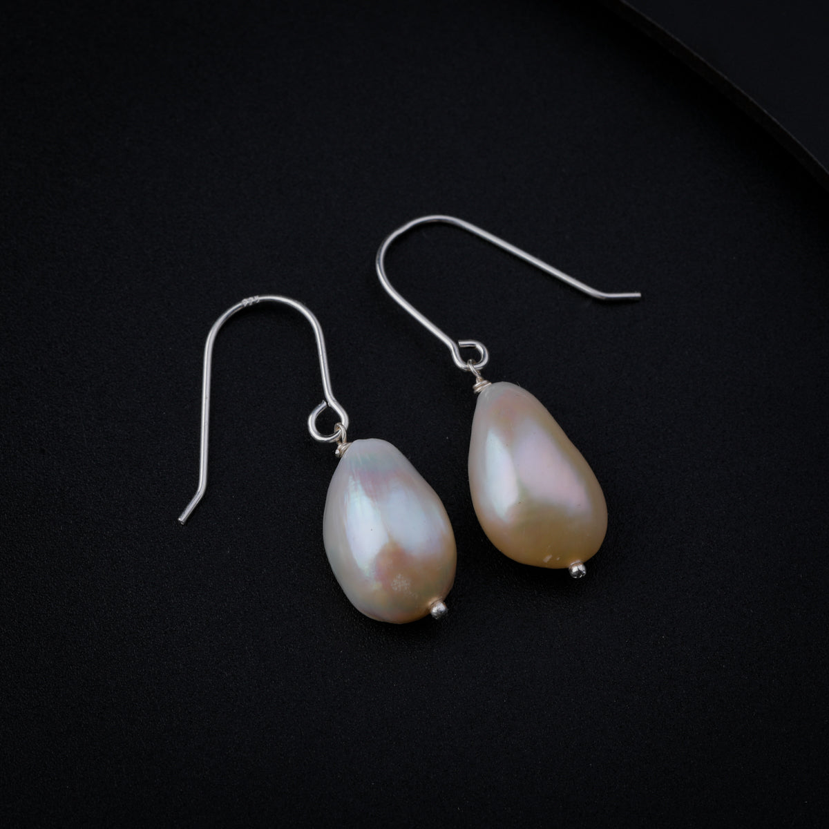 Fresh Water Single Pearl Earring