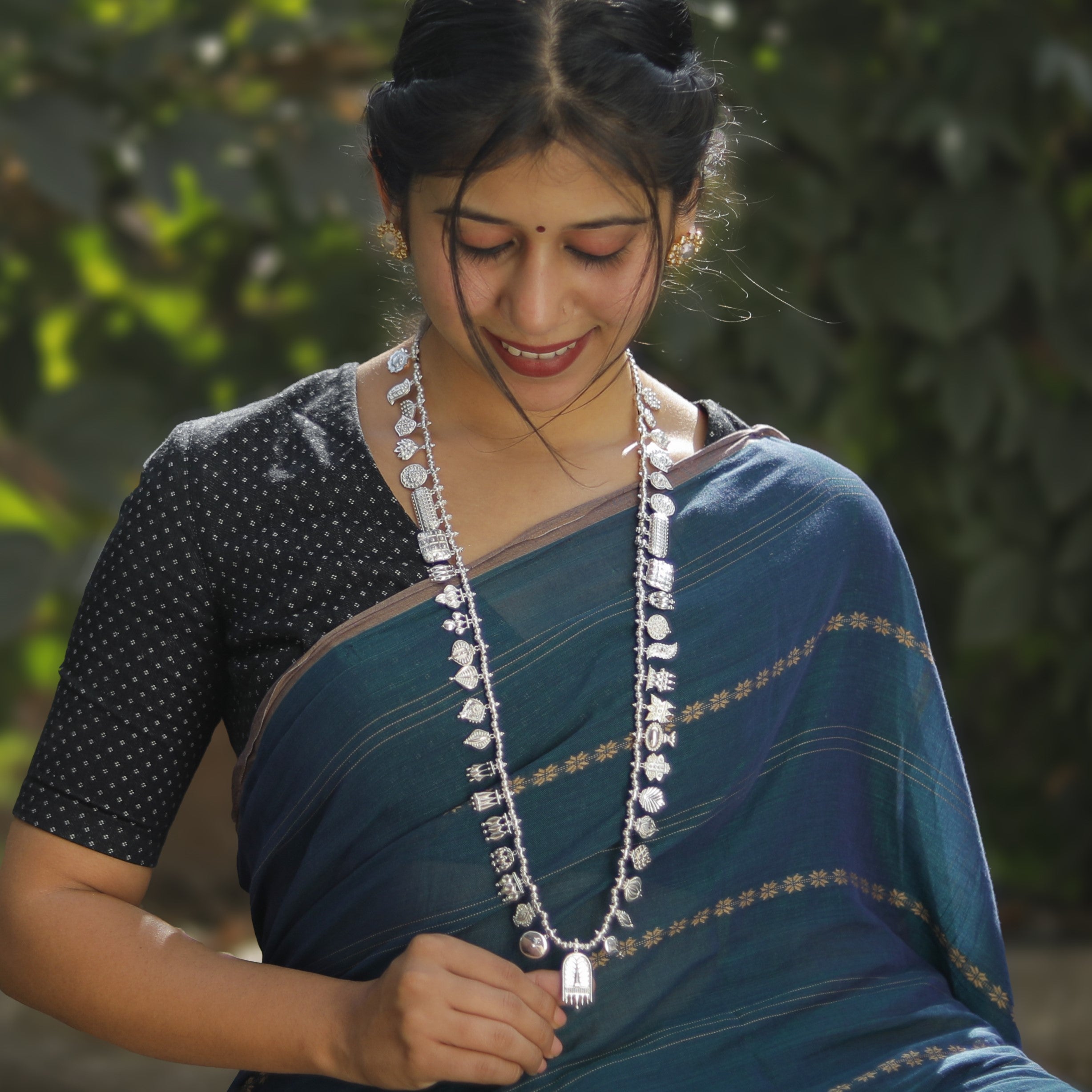 The Aadyaa Saaj (Silver, Sarmanee Beads)