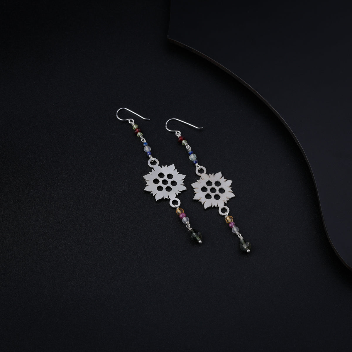 Silver Filigree Dangler Earring with Multicolor Stones