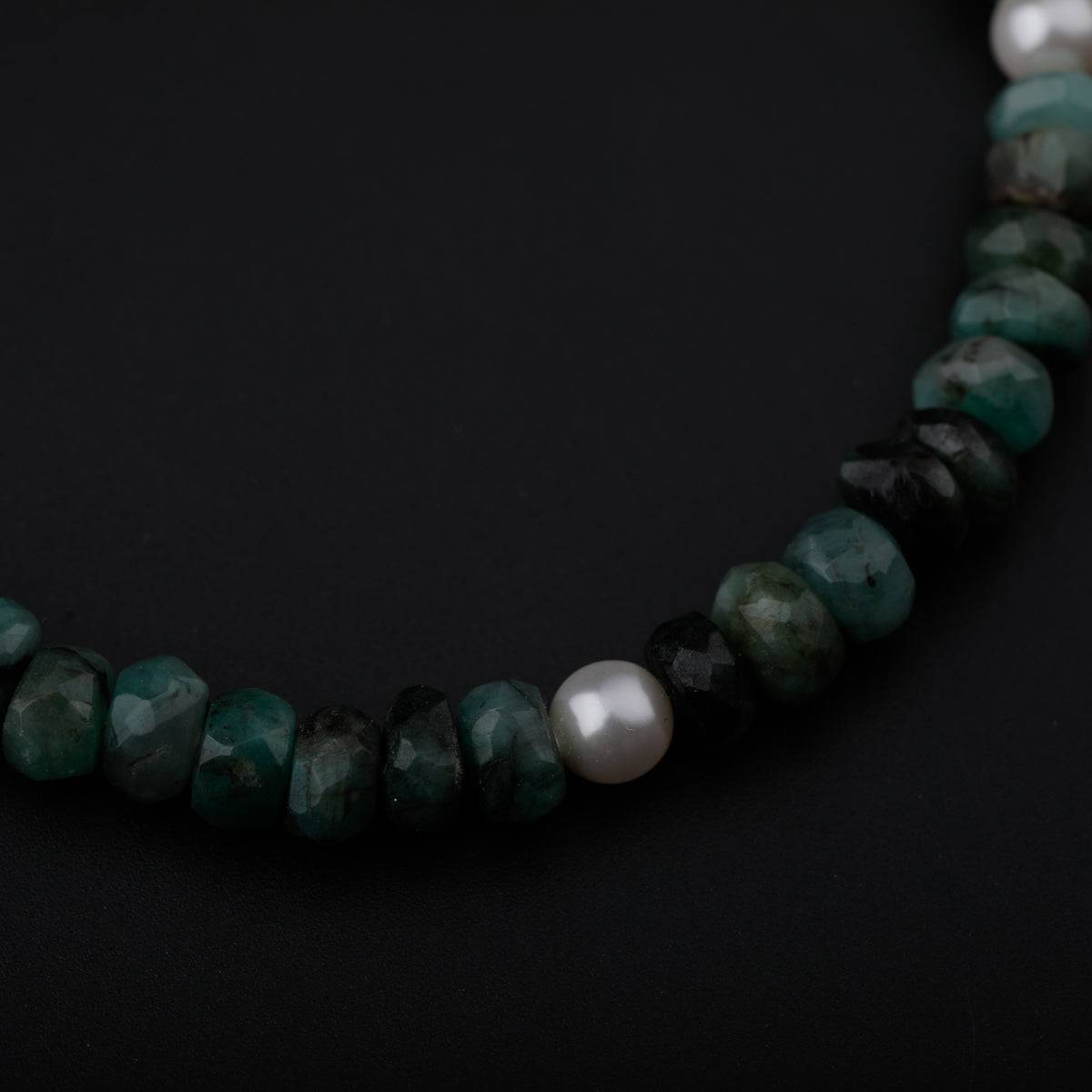 Emerald Bracelet with Pearls