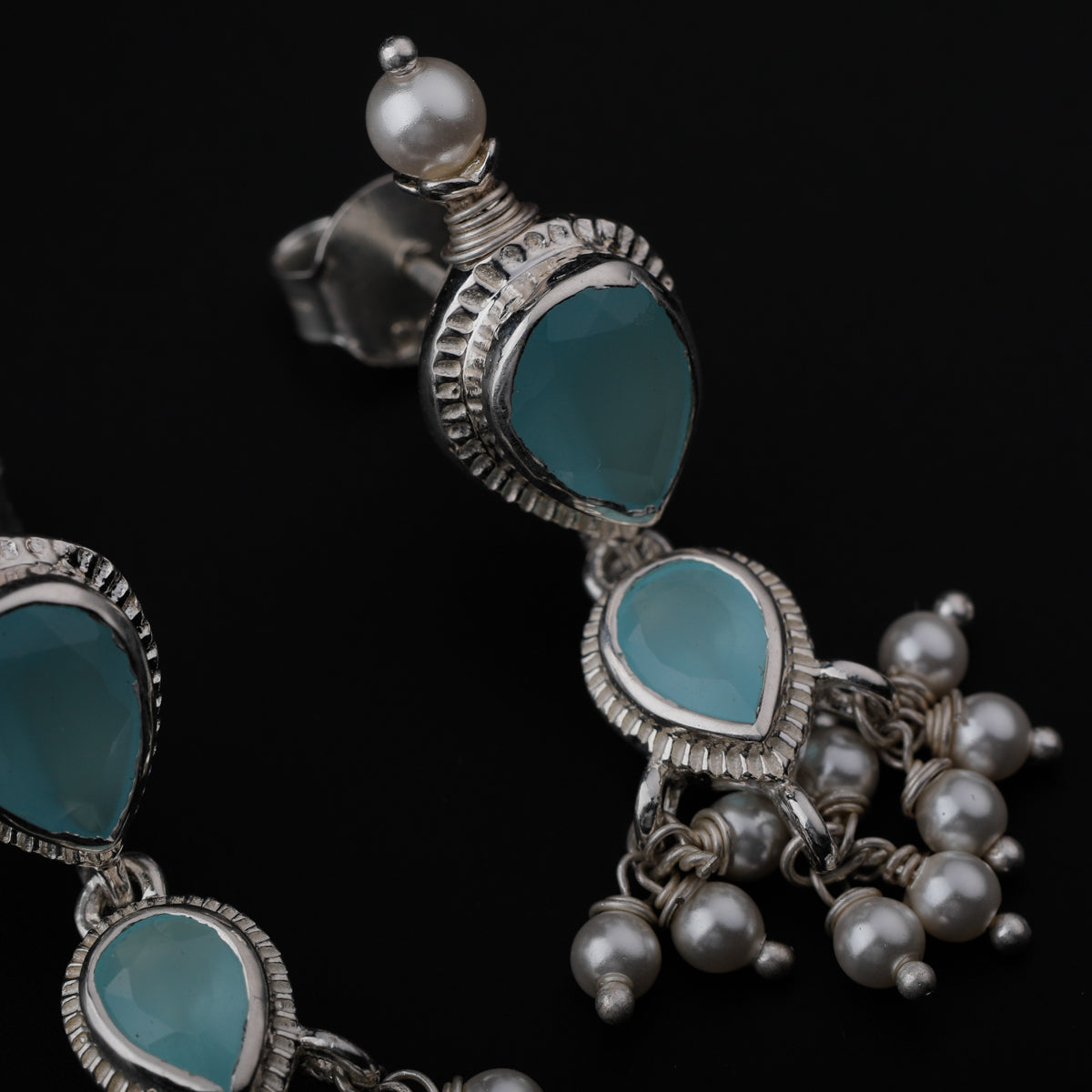 Tanmani Earring with Chalcedony Stone and Small Pearls