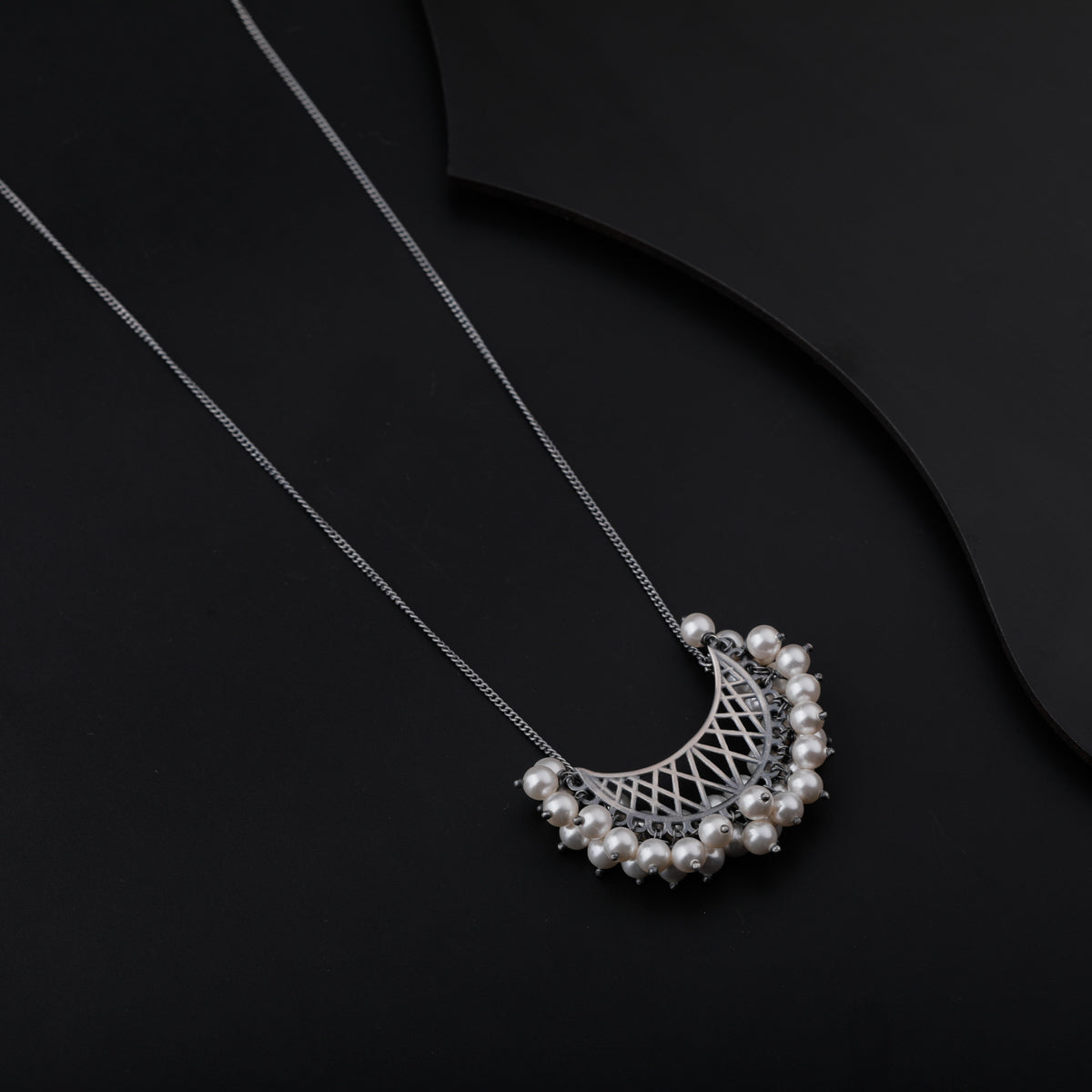 Oxidized Chand Filigree Silver Necklace with Pearls