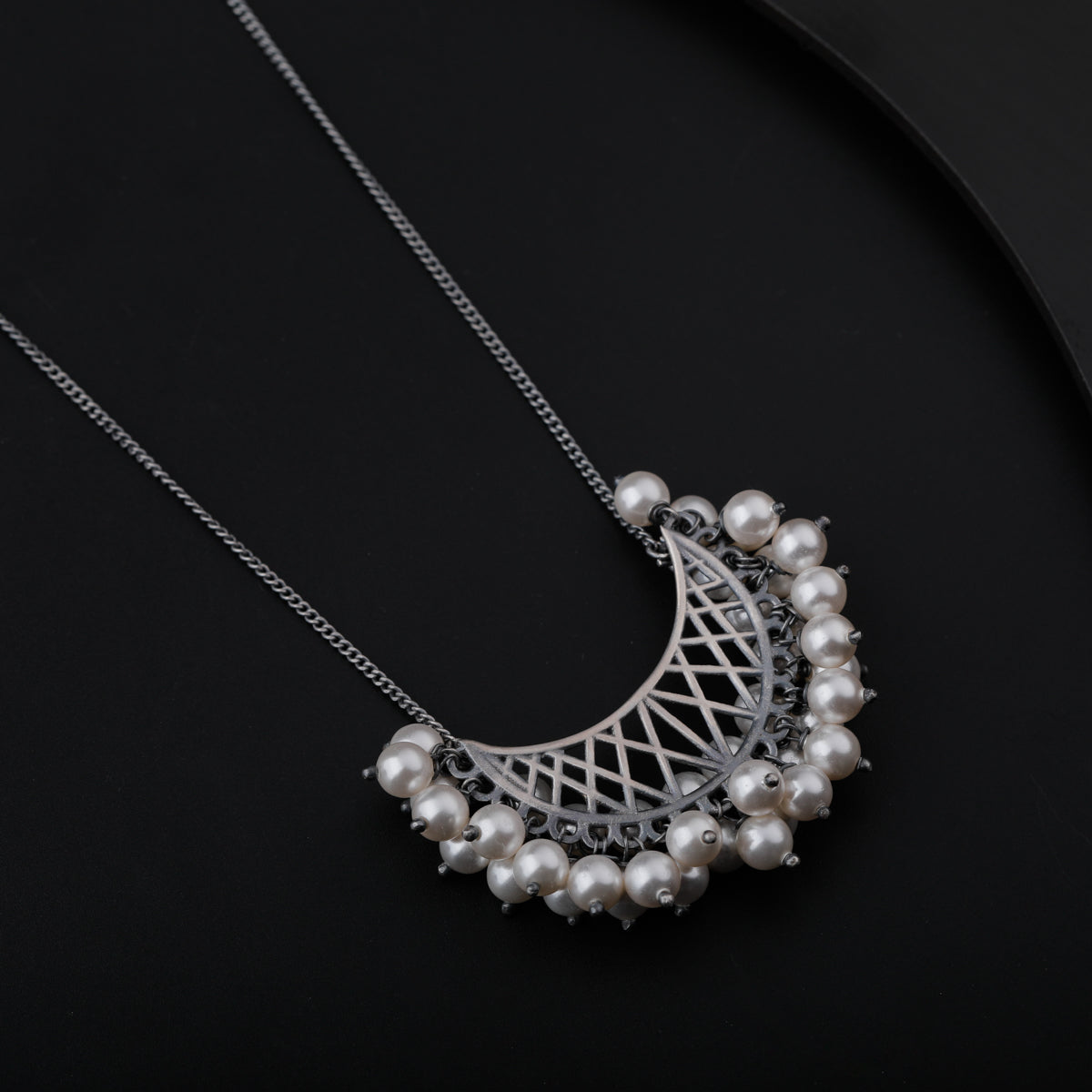 Oxidized Chand Filigree Silver Necklace with Pearls