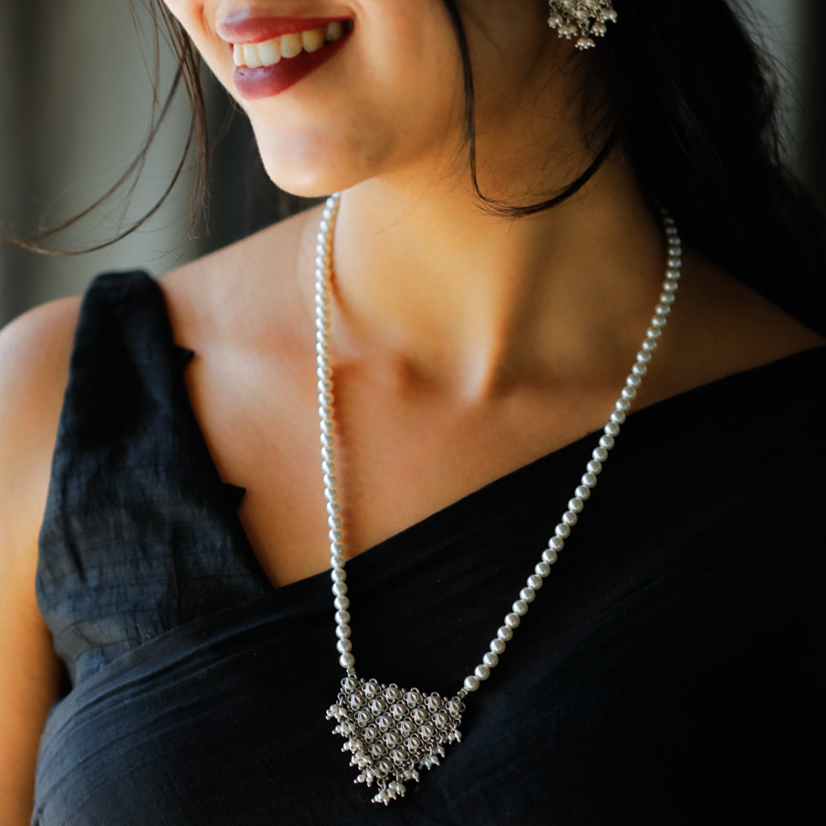 Silver Pyramid Pearl Necklace Set