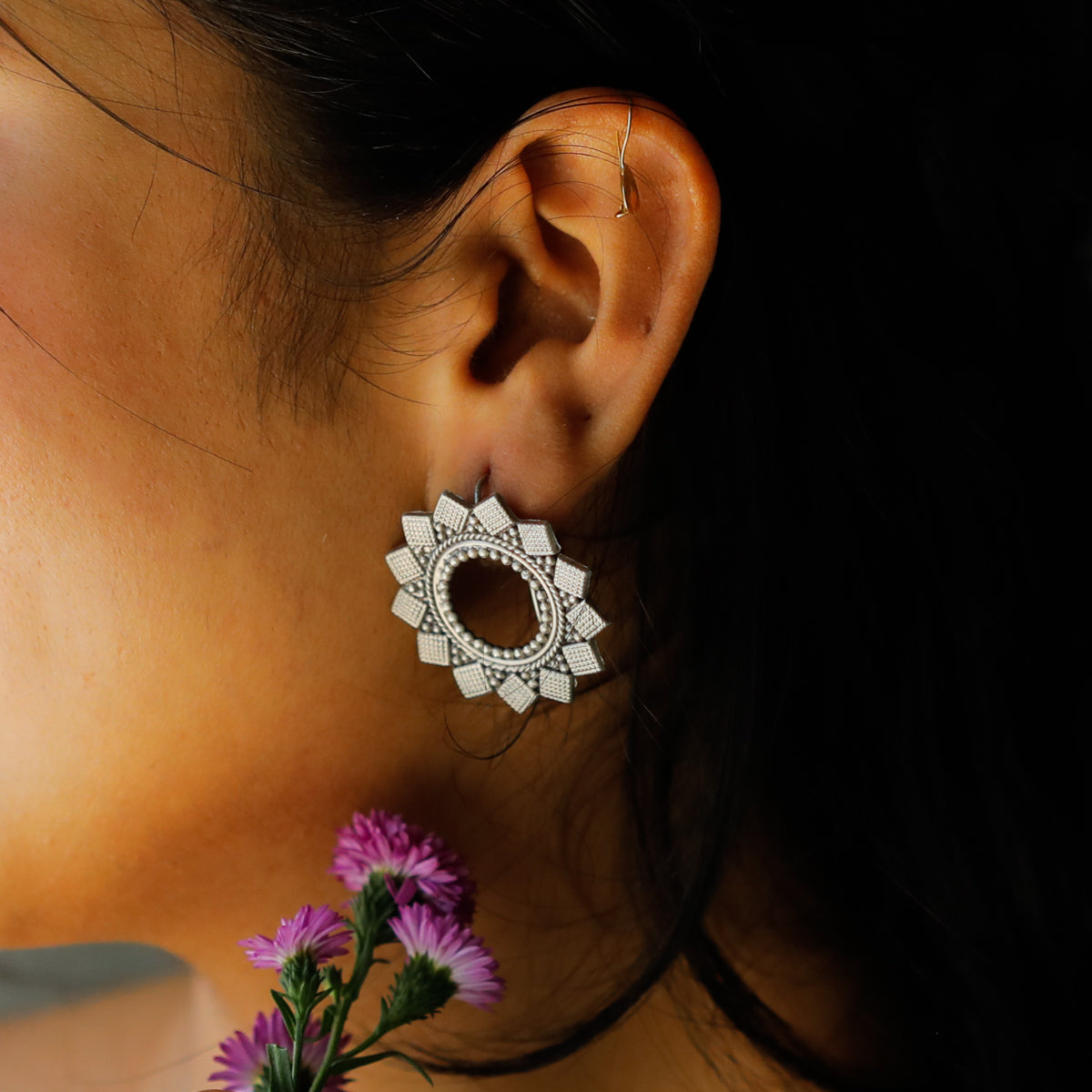 Round Texture Earrings