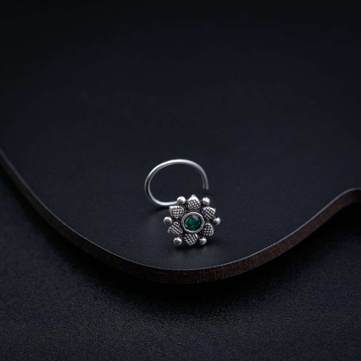 Silver Nose pin with Green Stone