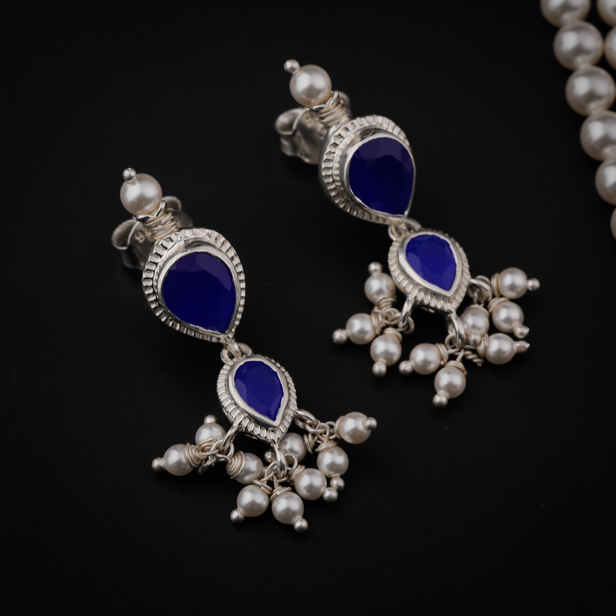 Tanmani Set with Lapis and Pearls