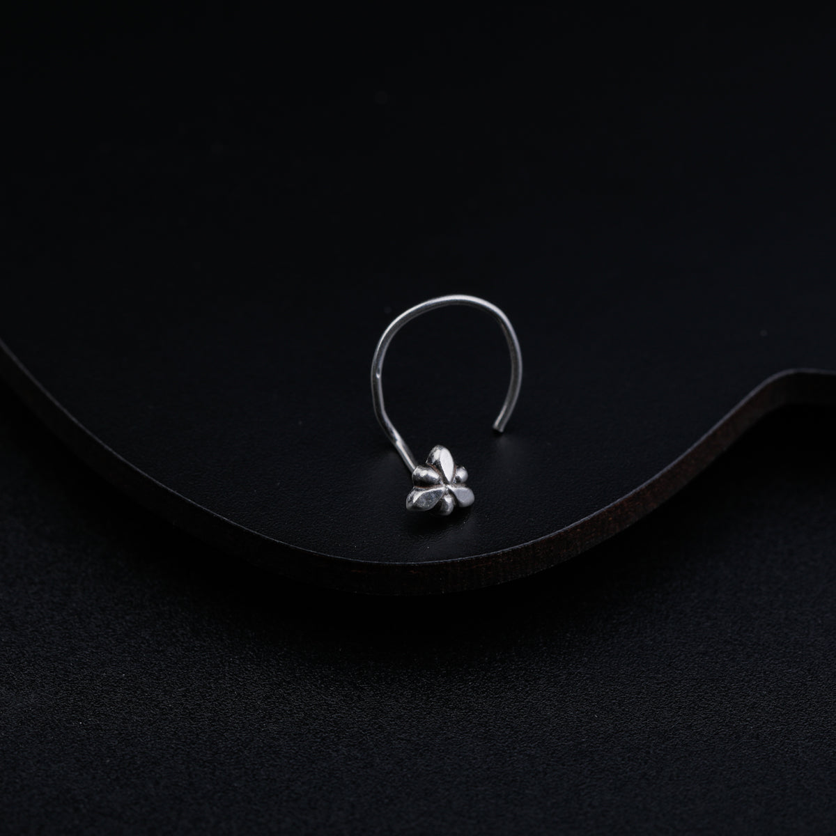 Silver Tiny Nose Pin