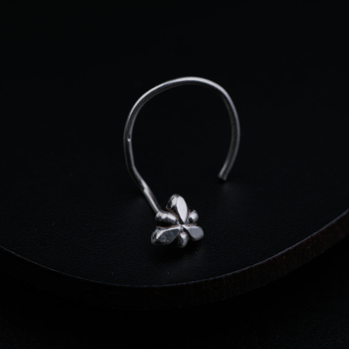 Silver Tiny Nose Pin