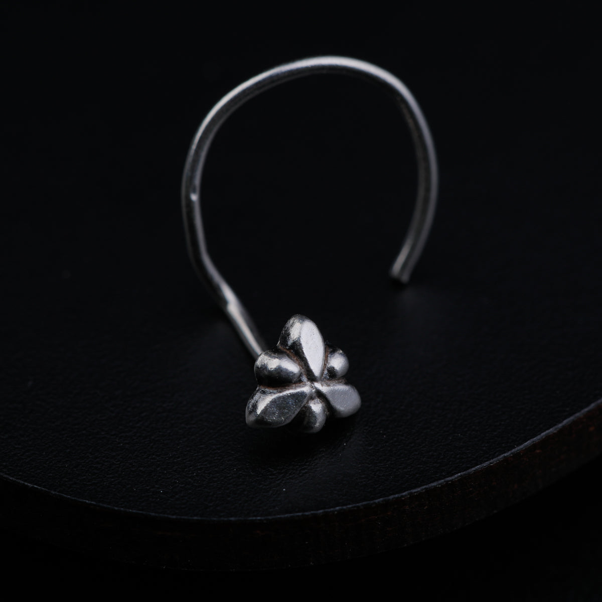 Silver Tiny Nose Pin