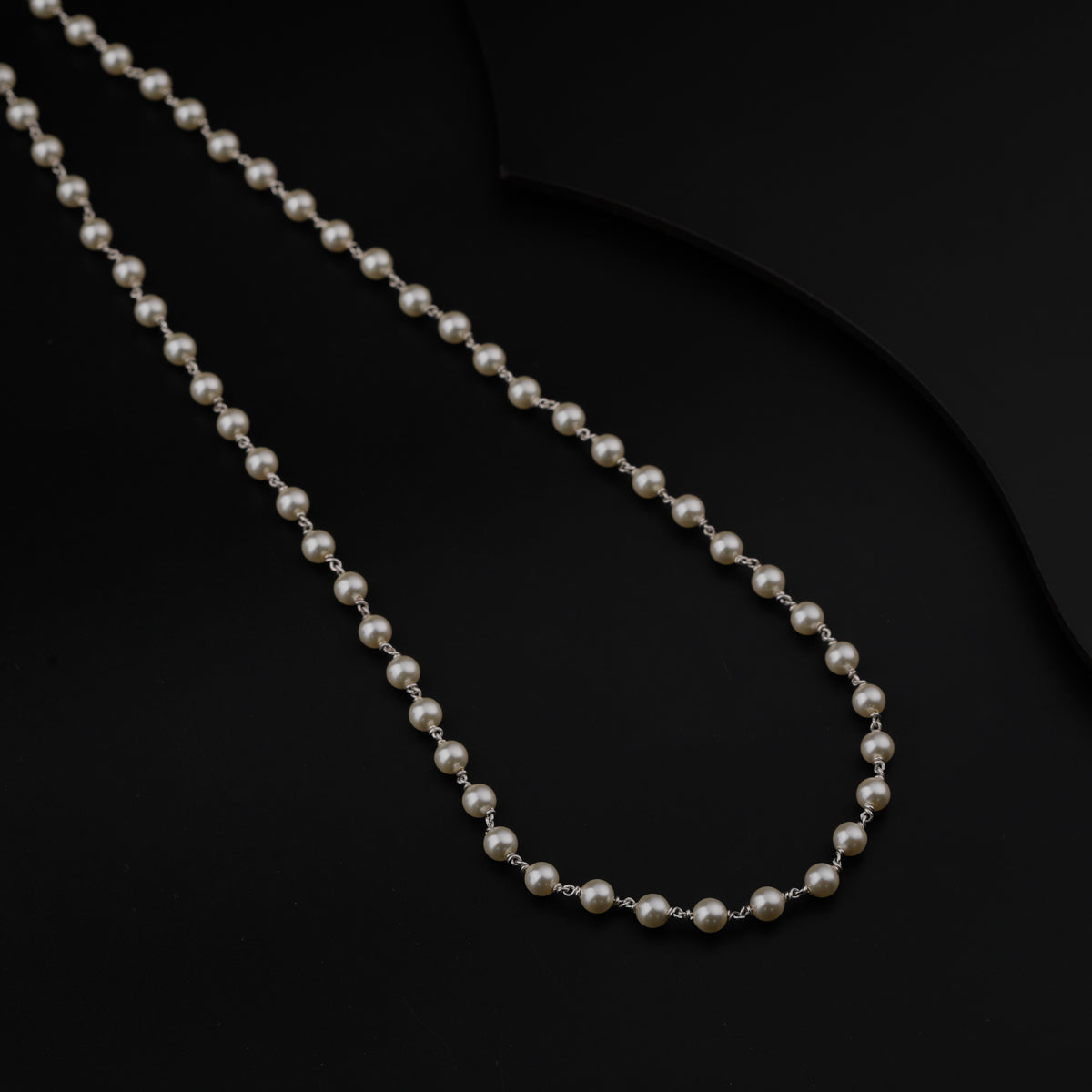 Cream Pearls Silver Chain Necklace