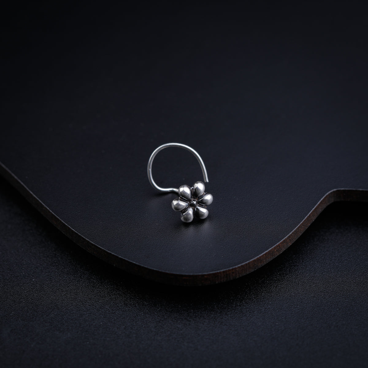 Silver Tiny Flower Nose Pin