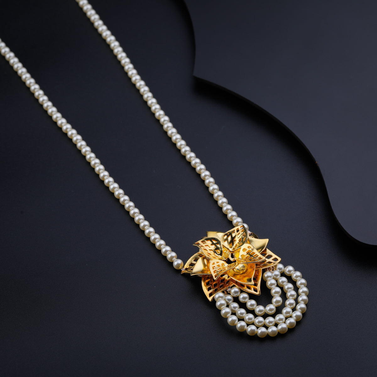 Godavari Necklace Gold Plated