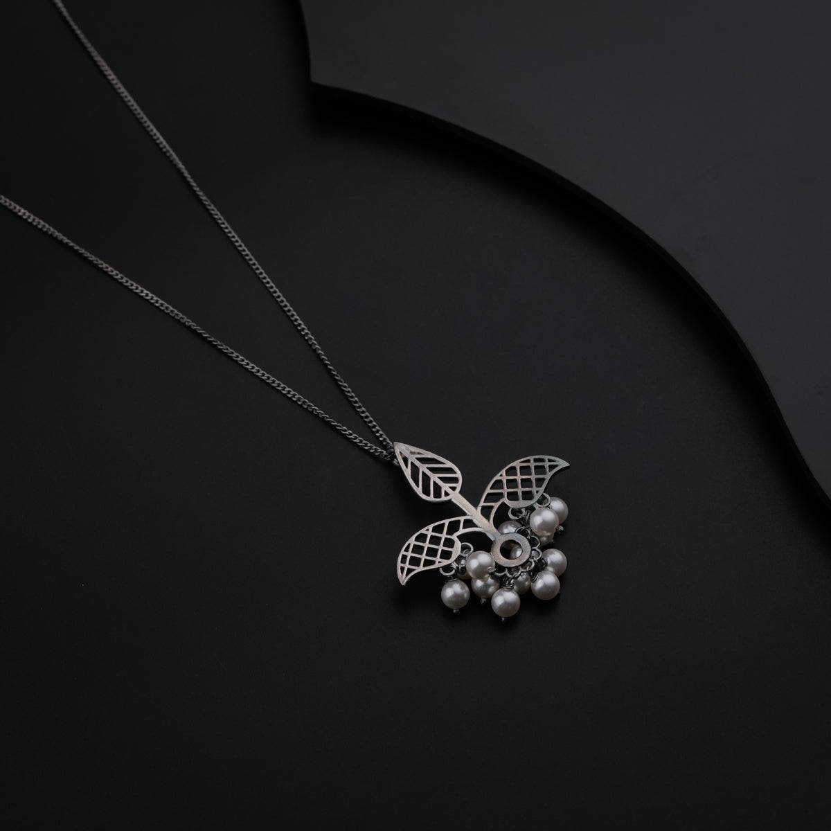 Silver Leaf Filigree Oxidized Necklace