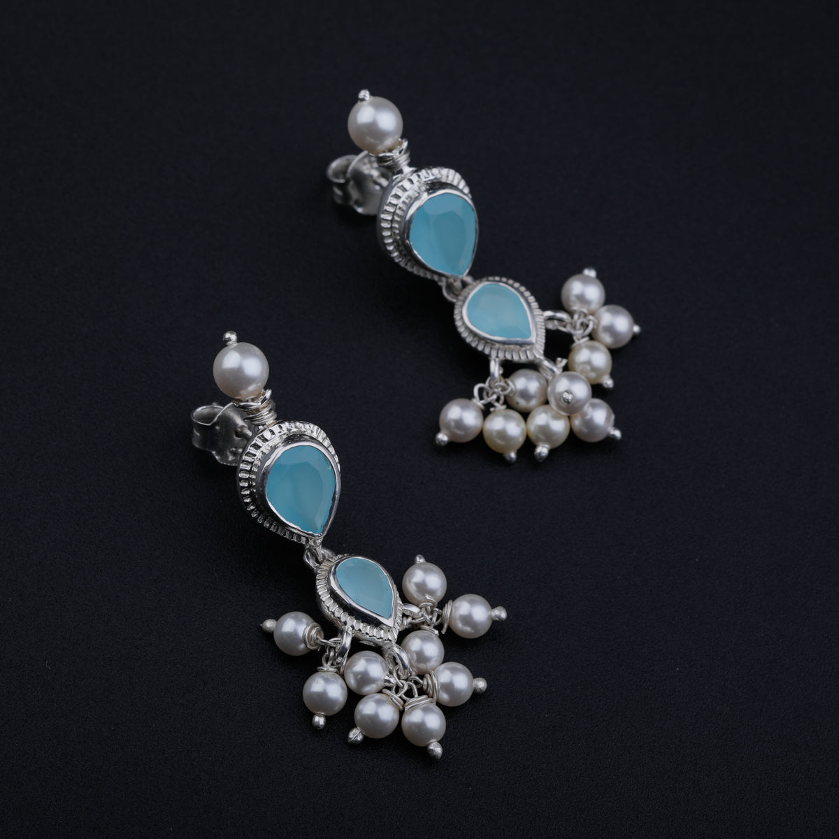 Chalcedony and Pearls Tanmani Set