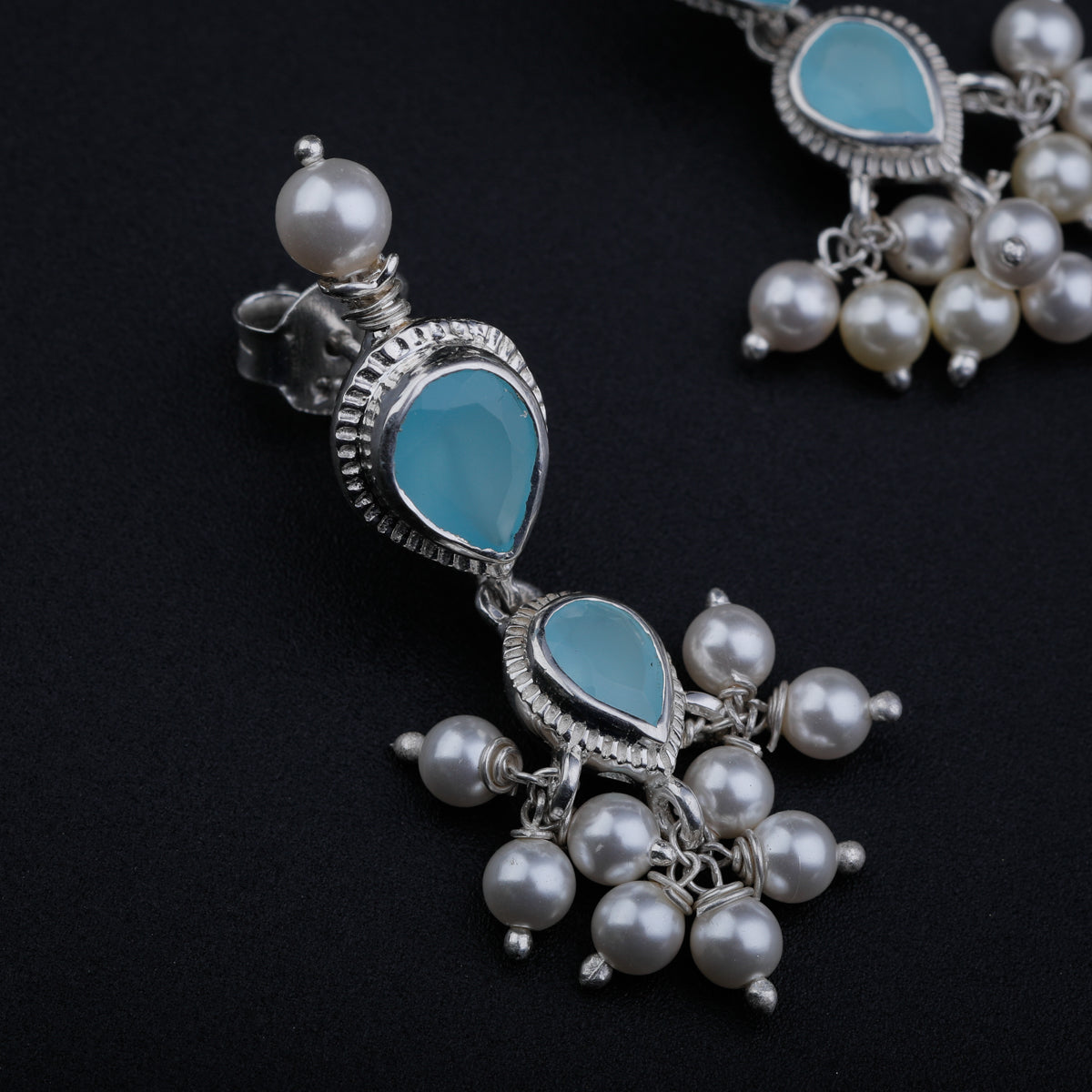 Chalcedony and Pearls Tanmani Set