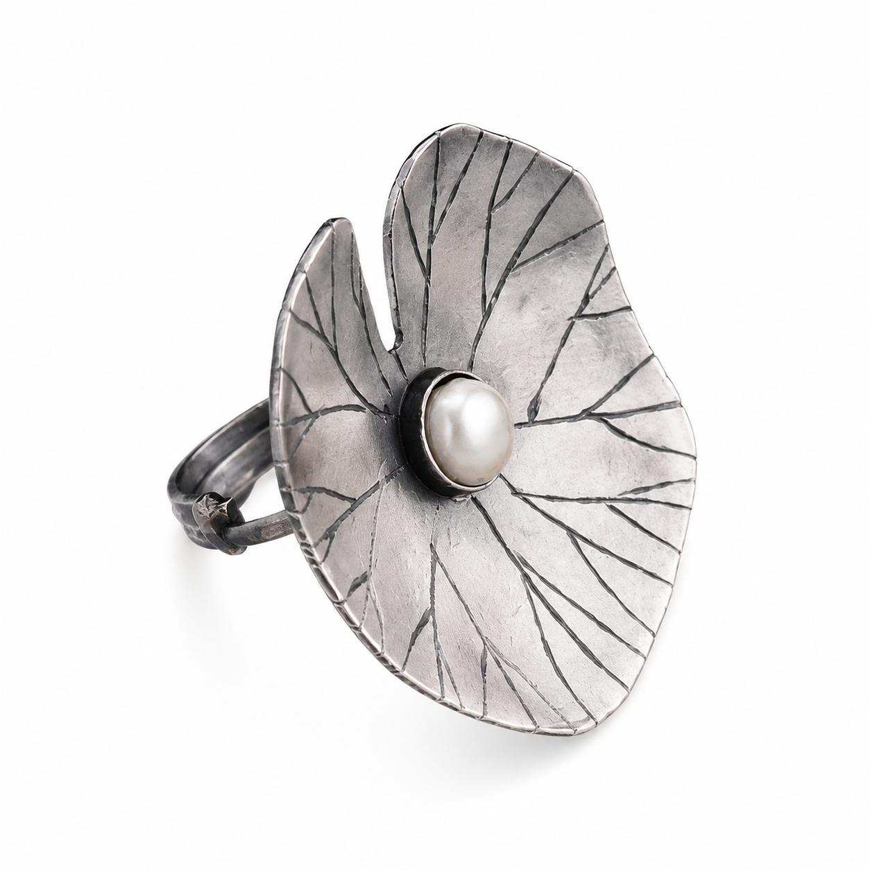 Saroj-Parna Ring (Adjustable)