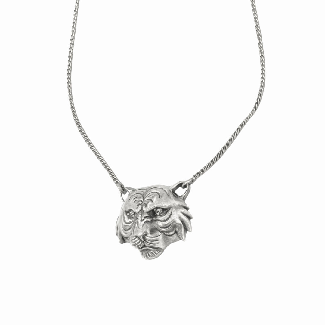 Silver Tiger pendant with chain