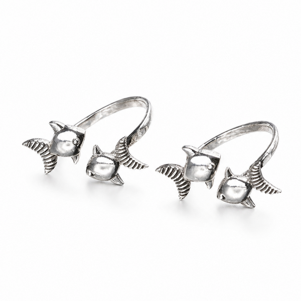 Silver Motif Fish Toering