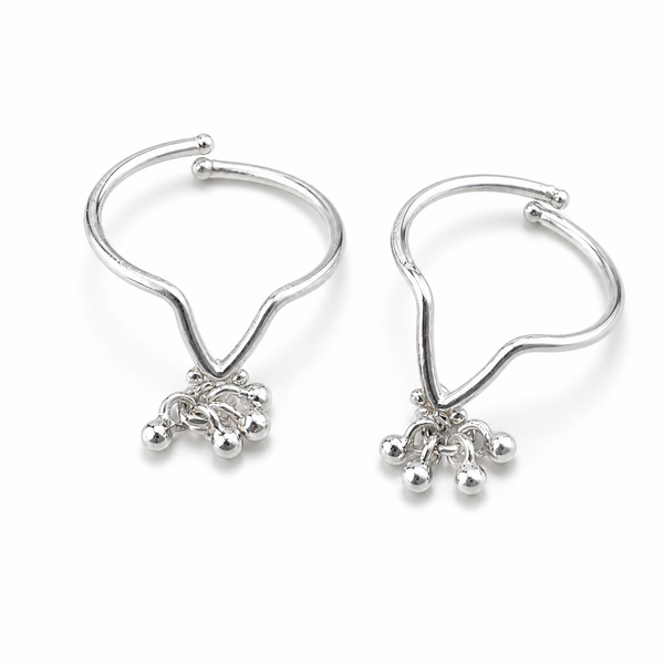 Silver Shiny V Shaped Ghungroo Toe Ring