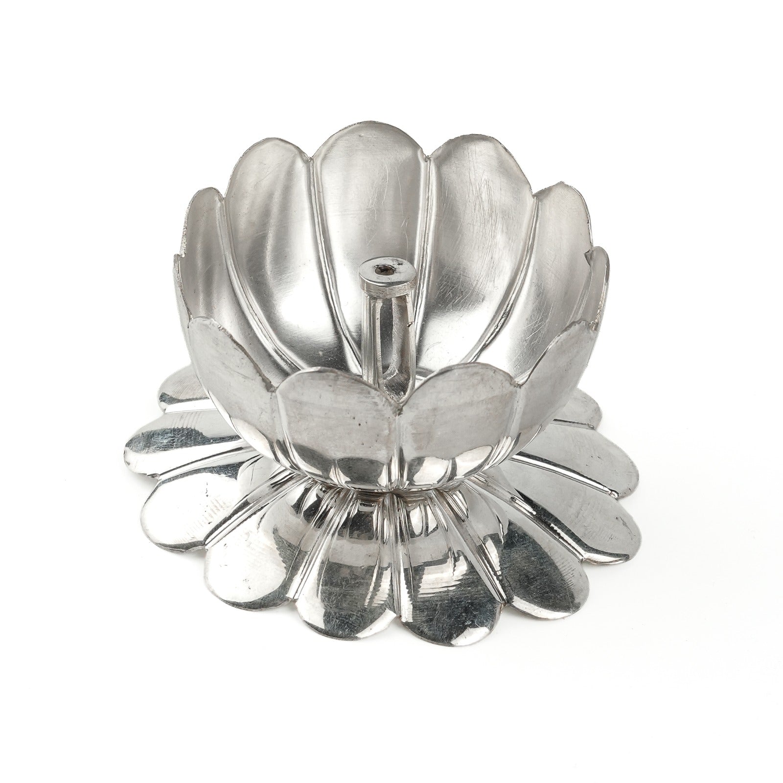 Silver Lotus Diva