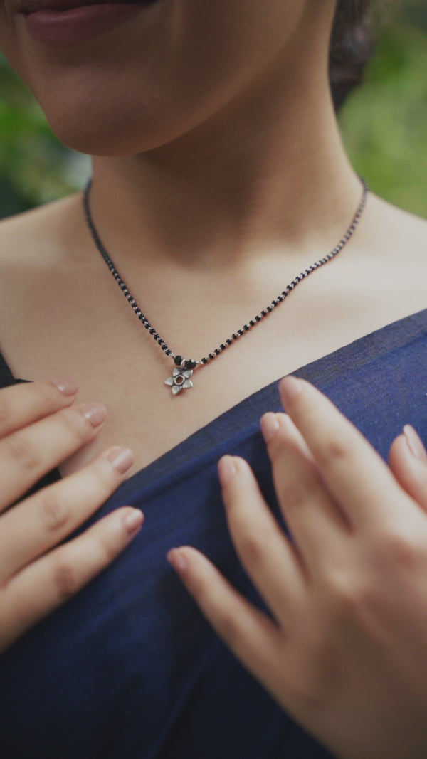 Silver Charm Mangalsutra : Flower