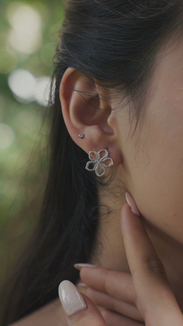 sadafuli silver earrings for everyday wear