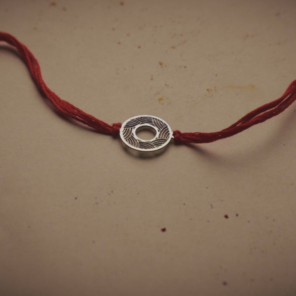 Silver Laser Cut Ripple Pattern Rakhi