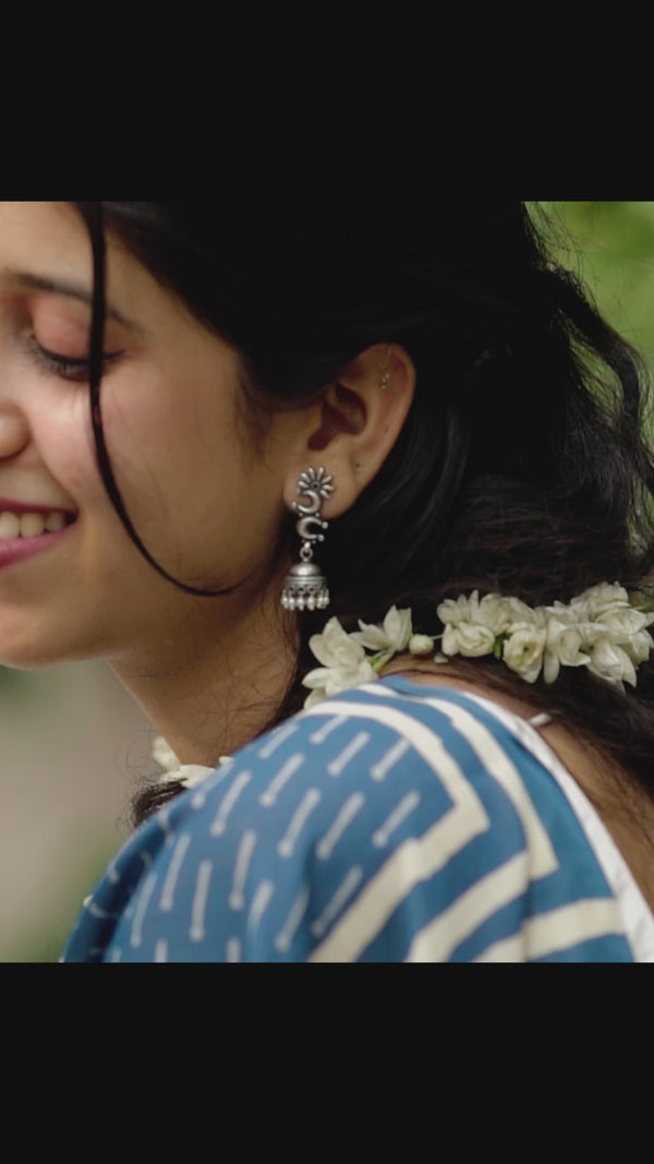 Mini Chaand Phool Jhumki - Small sized silver jhumka