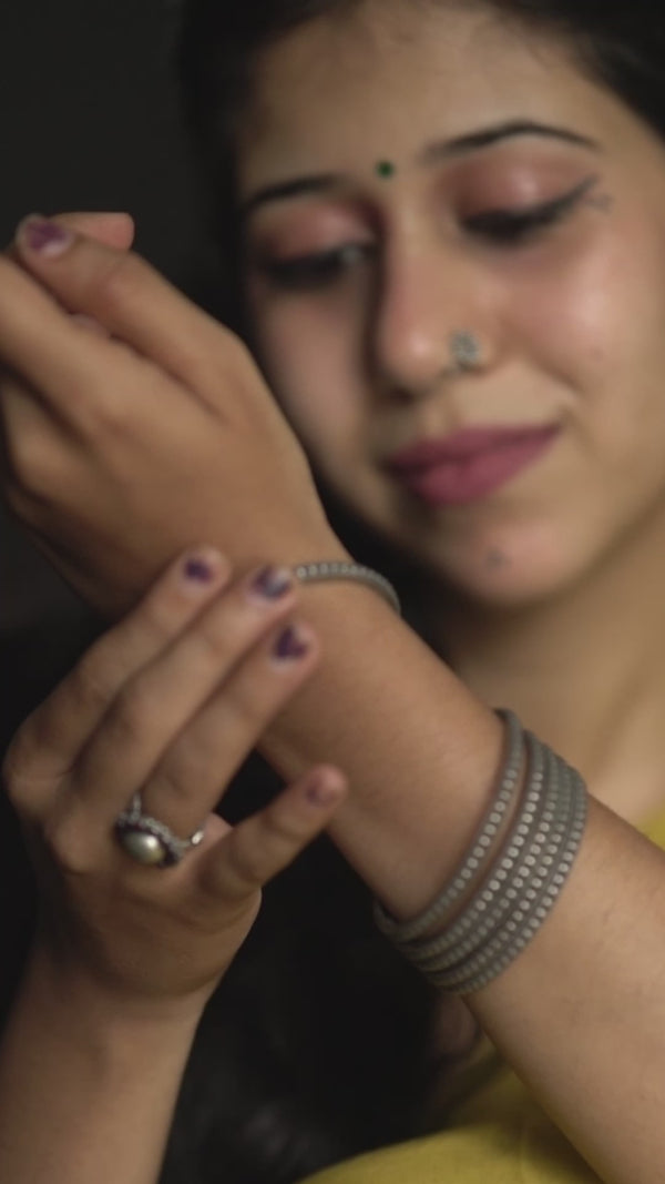 Kudi Hoop Jhumki - Small Sized