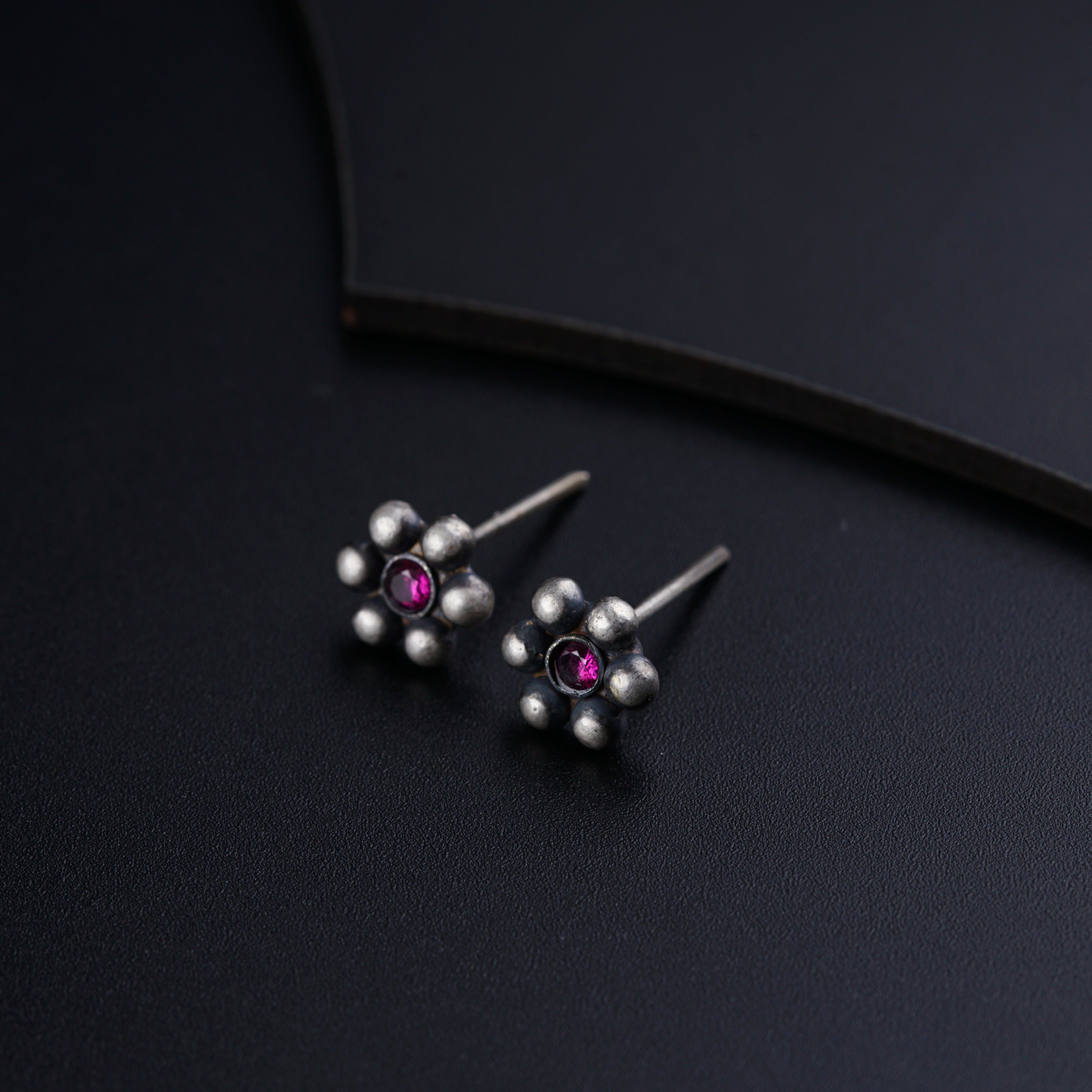 Kudi with pink stone earrings - Small