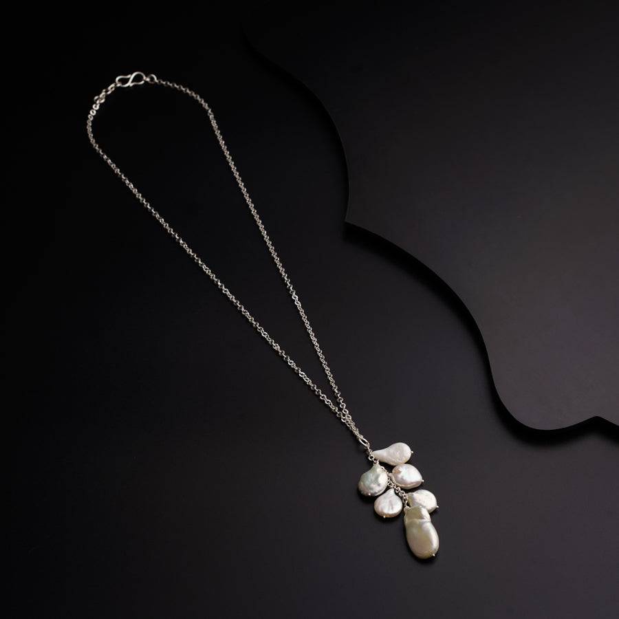 Silver Pearl Necklace : Flat Pearl Bunch