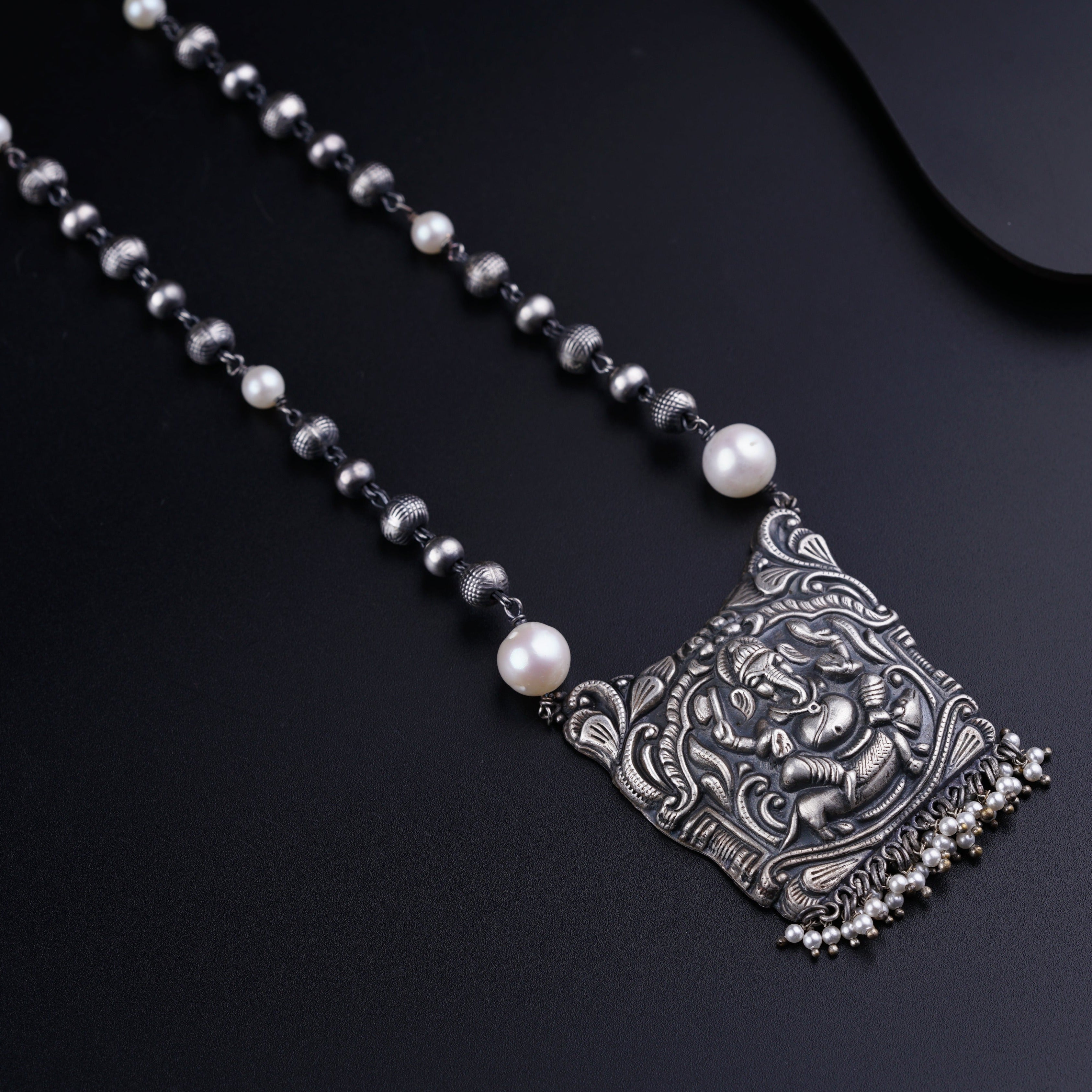 Silver Ganesh Pendant Necklace