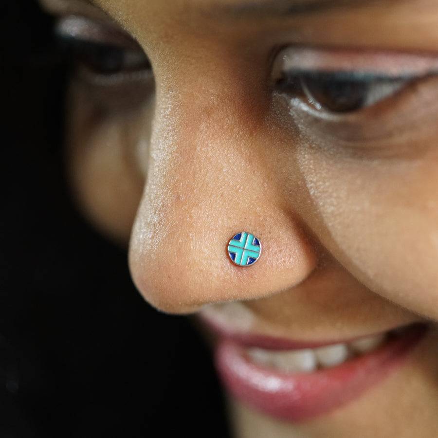 Corners Nose pin ( Pierced ) - Blue