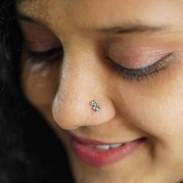 Leaves Nose pin ( Pierced ) - Green