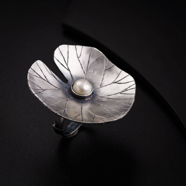 Saroj-Parna Ring  (Adjustable)