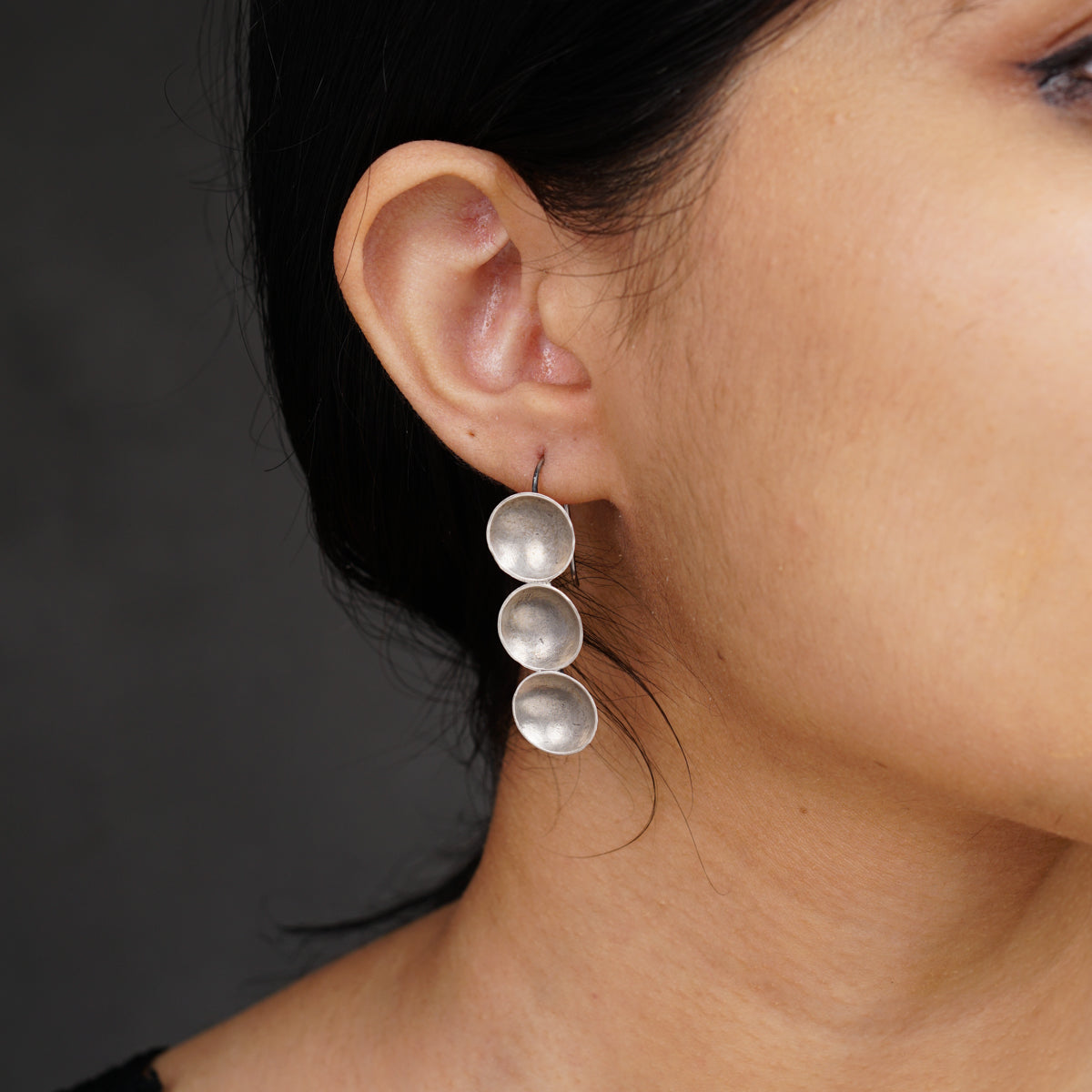Silver long earring ( vatee motif )